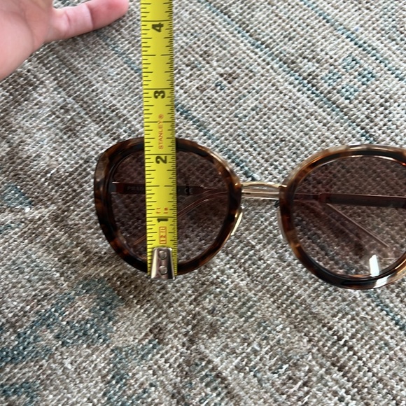 Prada sunglasses - Picture 12 of 13